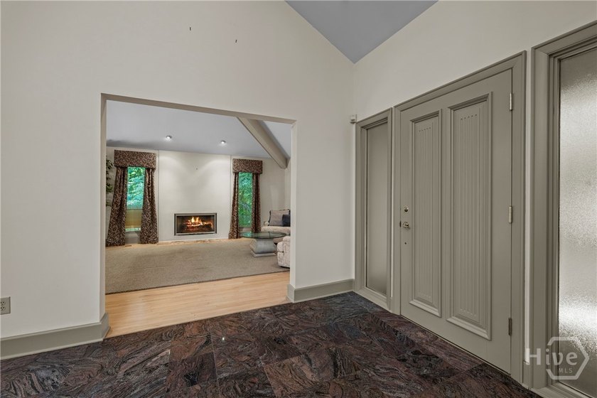 Nestled in the prestigious River Oaks community along the North - photo 10