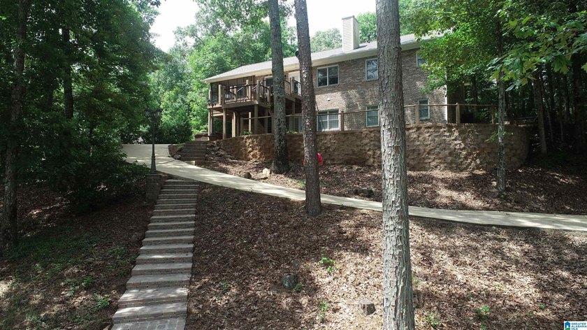 CUSTOM 5 BEDROOM 3.5 BATH BRICK HOME ON LAKE WEDOWEE LOCATED ON - photo 5