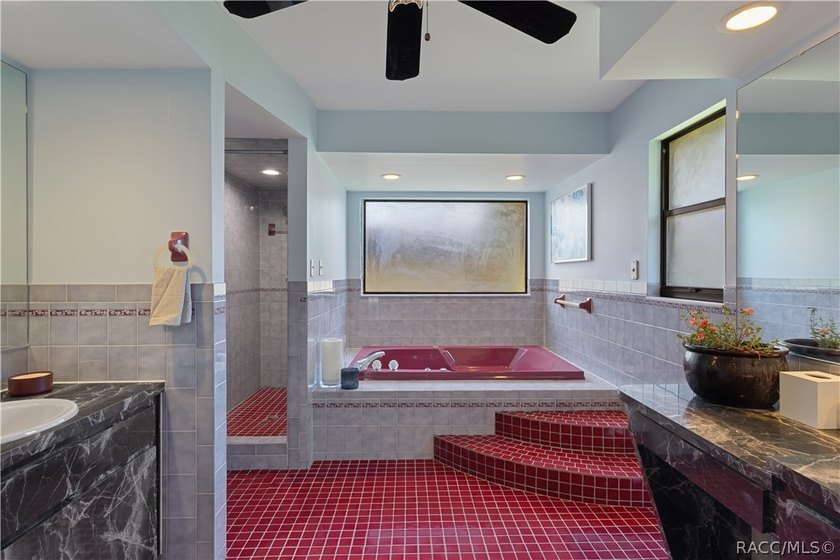 From sunrise on the water to evenings by the pool, this NEVER - photo 24
