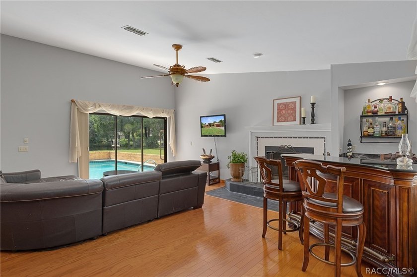 From sunrise on the water to evenings by the pool, this NEVER - photo 41