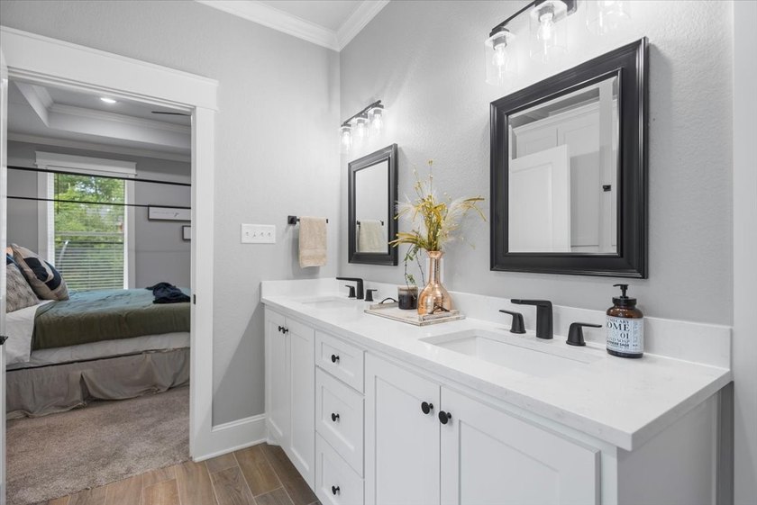 Almost new and brimming with farmhouse charm, this four bedroom - photo 29