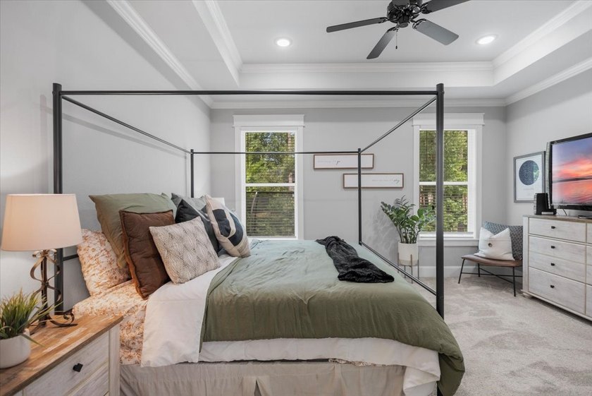 Almost new and brimming with farmhouse charm, this four bedroom - photo 32