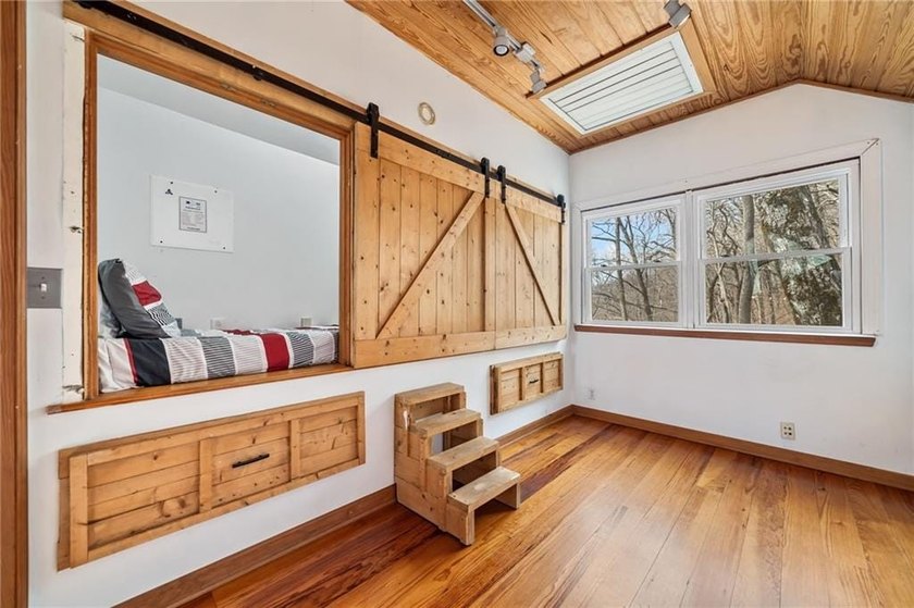 THAT VIEW . . . This perfect mountain cabin sits at over 3000 - photo 41