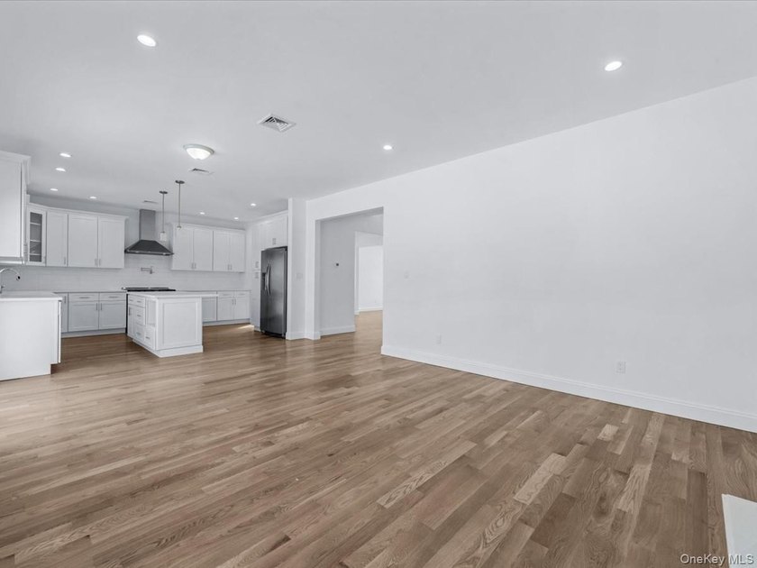 Welcome to 42 Williamson Street, a beautiful new construction - photo 14