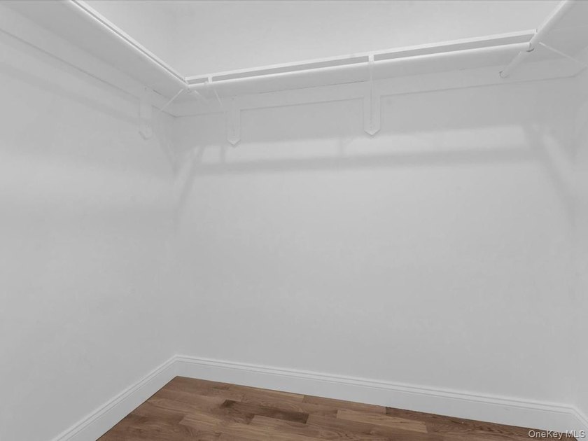 Welcome to 42 Williamson Street, a beautiful new construction - photo 18