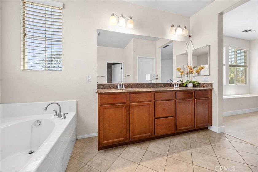 Welcome to the highly sought-after Menifee Lakes community in - photo 27