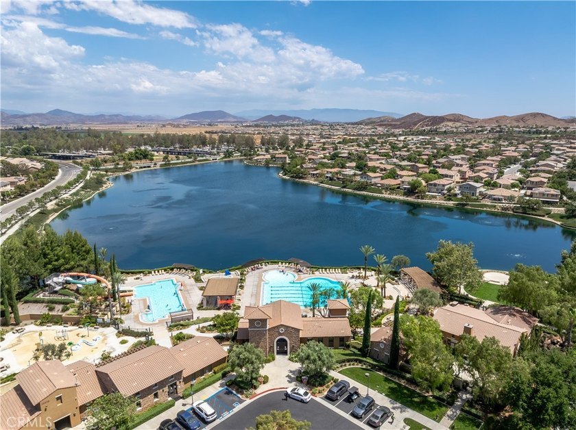 Welcome to the highly sought-after Menifee Lakes community in - photo 44