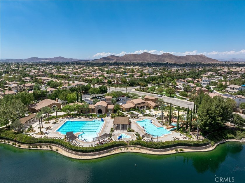 Welcome to the highly sought-after Menifee Lakes community in - photo 45