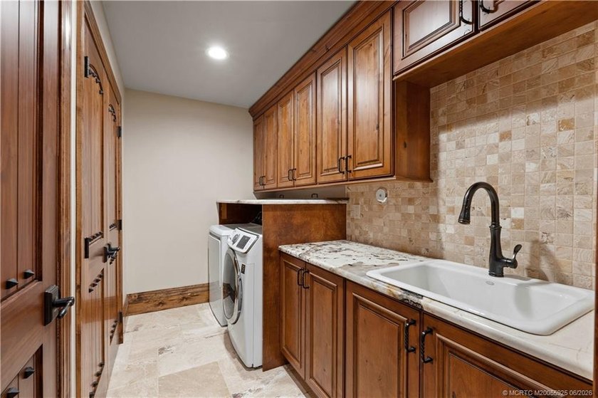 Experience elevated coastal living in this luxurious 5BD 3.5BA - photo 35