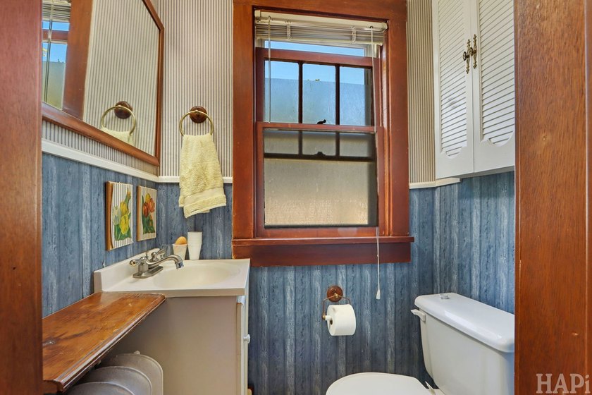 Welcome to your charming waterfront retreat on Nippersink Creek! - photo 5