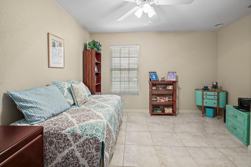 This fantastic pool home can now be yours. This CBS 3/2.5 plus - photo 27