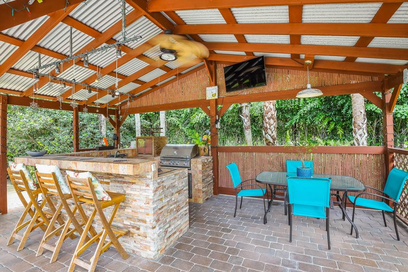 This fantastic pool home can now be yours. This CBS 3/2.5 plus - photo 36
