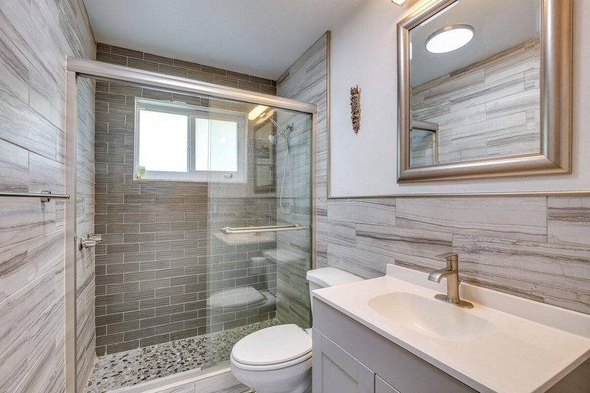 Wonderful for a single-family or investment opportunity, nestled - photo 11