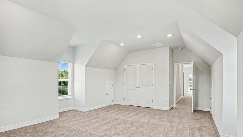 Welcome to The Alder, a stunning 2-story, 5-bedroom, 3 - photo 22