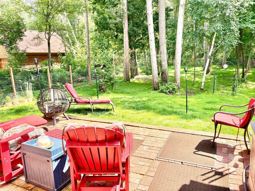 Escape to the beauty of the Northwoods with this one-of-a-kind - photo 28