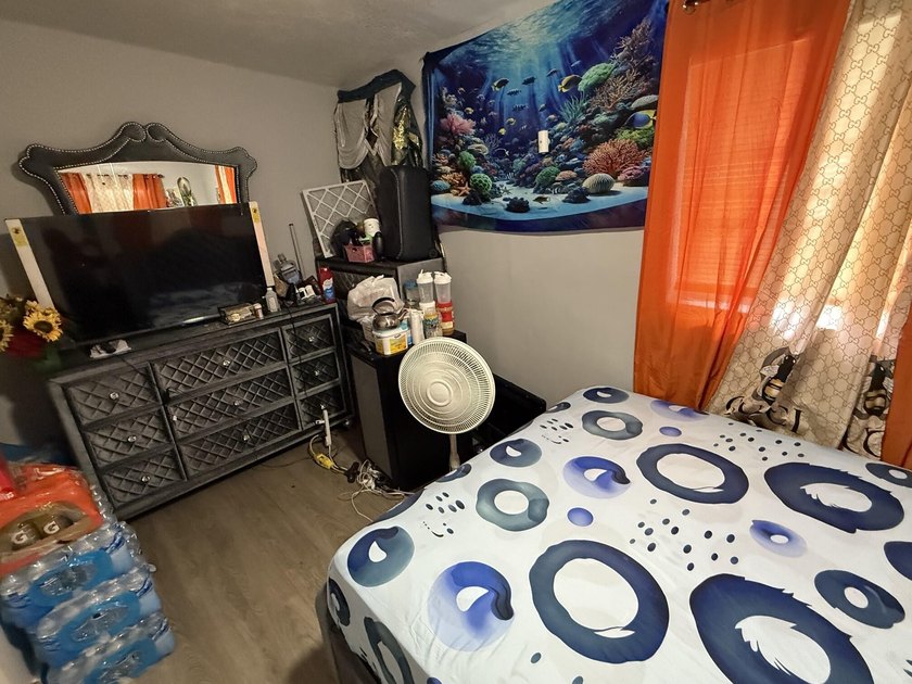 Don't miss this beautifully renovated, centrally located - photo 11