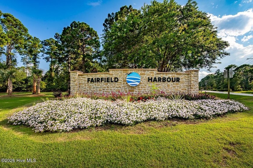 A resort-style community just minutes from historic downtown New - photo 33