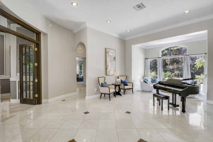 NOW PRICED BELOW APPRAISED VALUE! Serenity Awaits: Luxury - photo 5