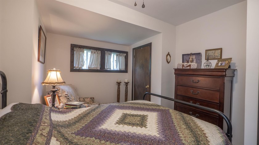 Adorable, updated &amp; perfectly located, welcome to one of - photo 14