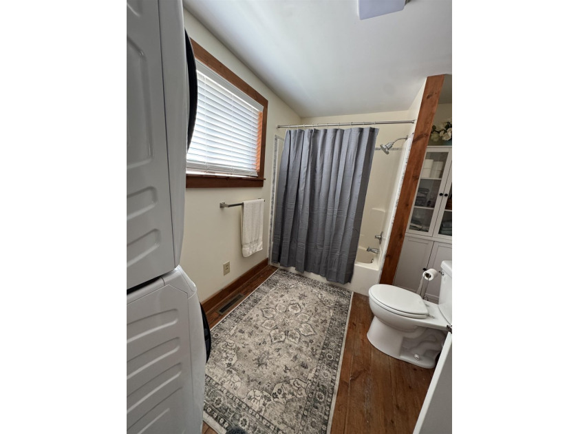 Adorable, updated &amp; perfectly located, welcome to one of - photo 16