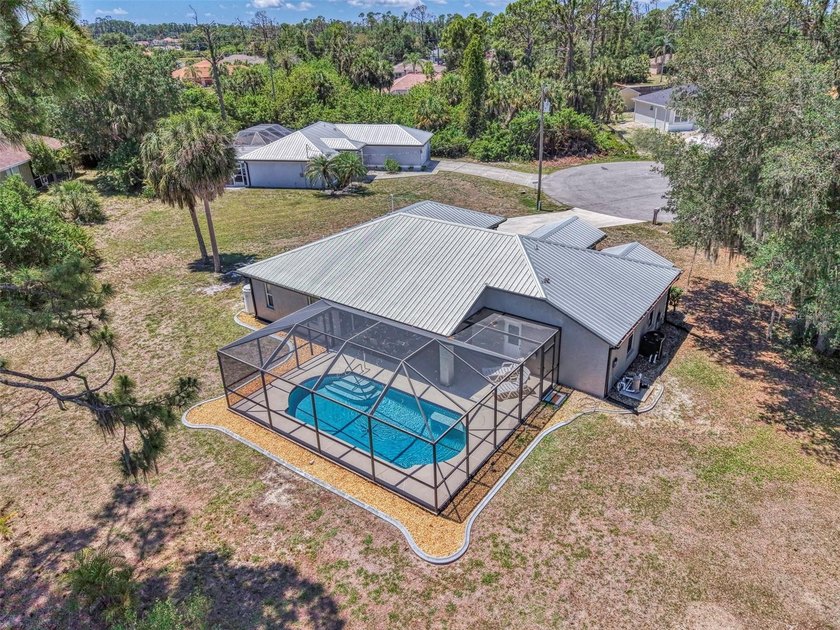 POOL HOME + HALF-ACRE CUL-DE-SAC LOT + EXTRA BUILDABLE LOT - photo 50