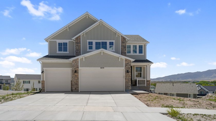 Located outside of City Center and no HOA! This desirable plan - photo 4
