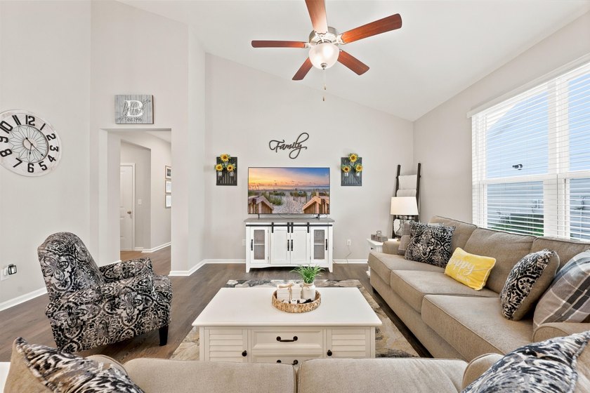 Don't wait too long to see this GEM! Built in 2021, this - photo 25