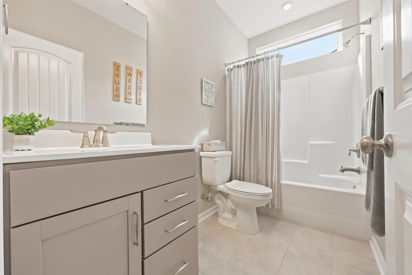Don't wait too long to see this GEM! Built in 2021, this - photo 38