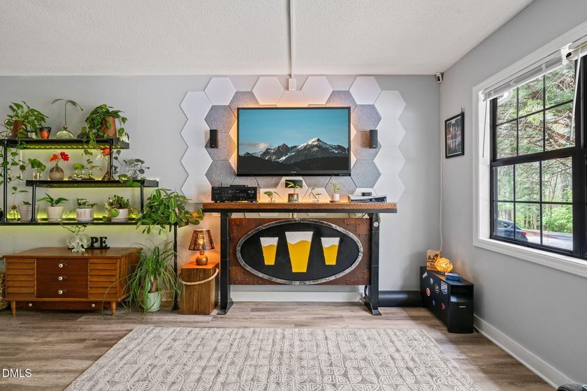 Welcome to this charming end-unit townhome in the desirable - photo 5
