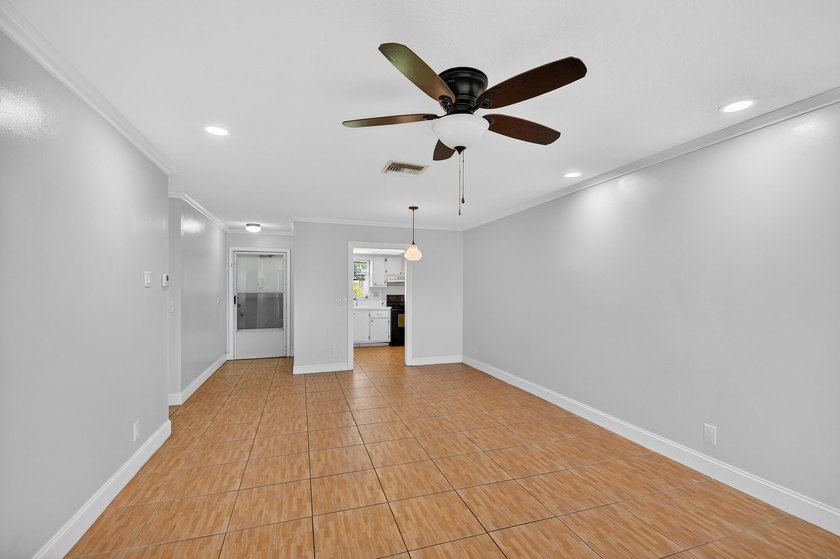 Charming 2 bedroom, 1 bathroom villa in the desirable Dudley - photo 12