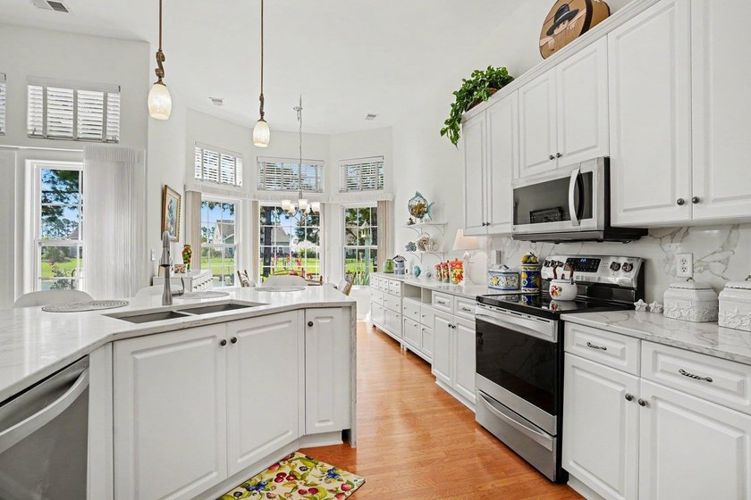 Located in the gated St. David's Township section of Windsor - photo 16