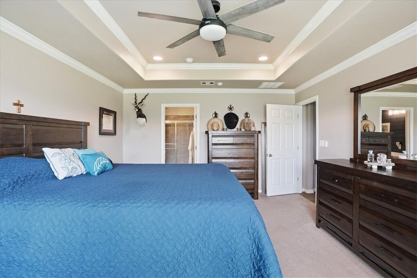Impeccably maintained 2013 home that perfectly balances modern - photo 17