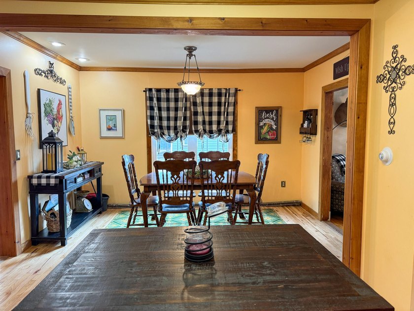Beautiful 4-bedroom 1.5 bath home close to ATV trails. If you've - photo 8