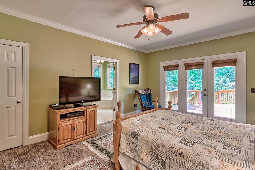 Professional photos coming next week.This custom-built all brick - photo 21
