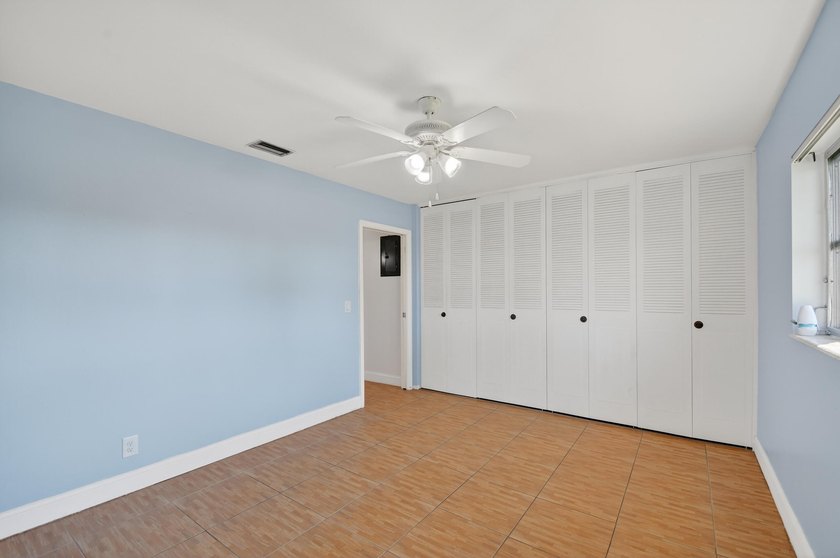 Charming 2 bedroom, 1 bathroom villa in the desirable Dudley - photo 22