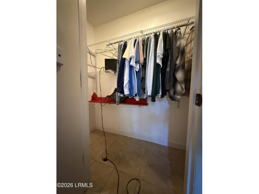 Charming 3-bedroom, 1.5-bath brick home situated on nearly half - photo 25