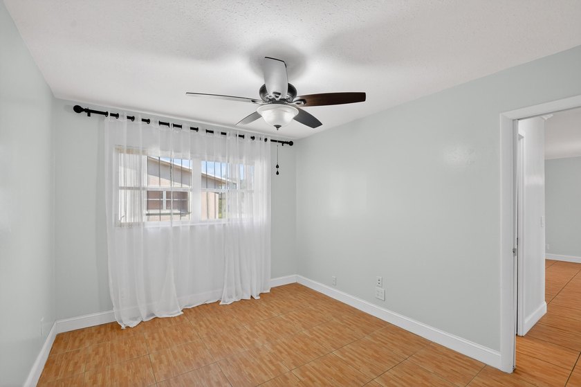 Charming 2 bedroom, 1 bathroom villa in the desirable Dudley - photo 26