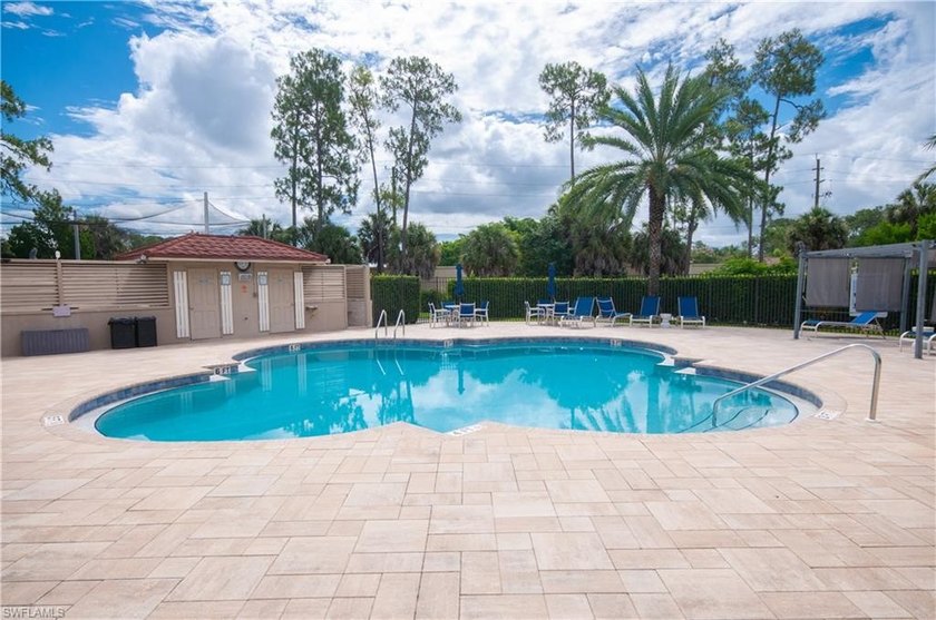 Wake up to sweeping golf course views in this well kept - photo 31