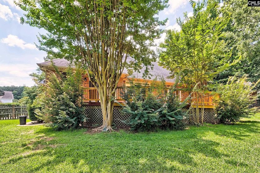 Professional photos coming next week.This custom-built all brick - photo 37