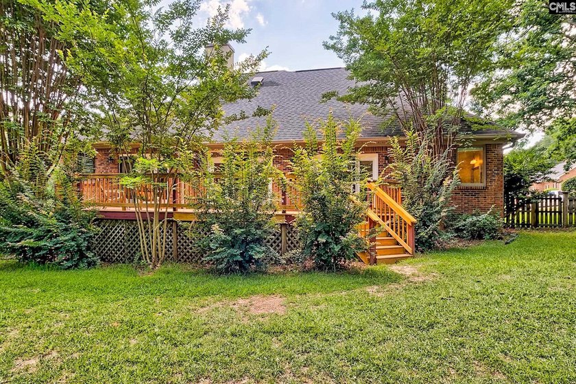 Professional photos coming next week.This custom-built all brick - photo 39