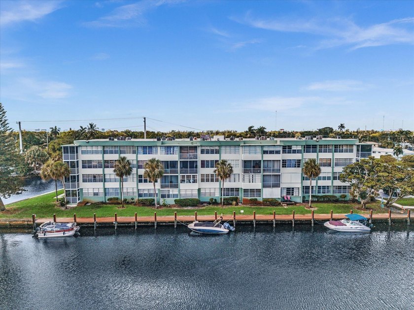 Welcome to Watergate Condominium No. 4 in Hollywood, FL, where - photo 48