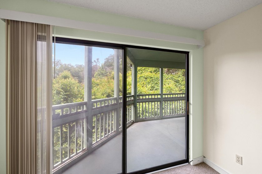 Welcome to this inviting second-floor 1-bedroom, 1-bath condo in - photo 22