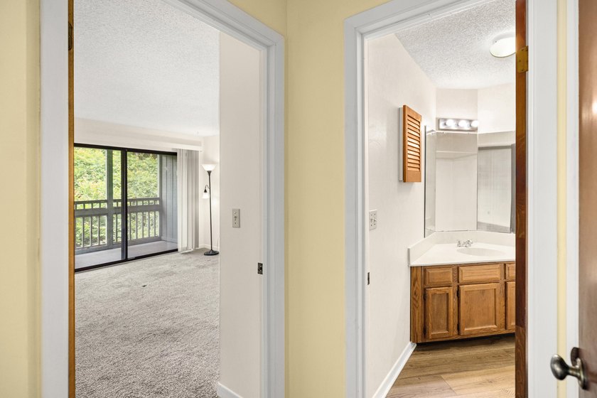 Welcome to this inviting second-floor 1-bedroom, 1-bath condo in - photo 29