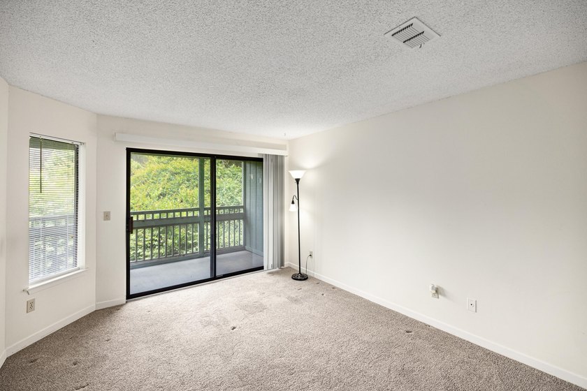 Welcome to this inviting second-floor 1-bedroom, 1-bath condo in - photo 32