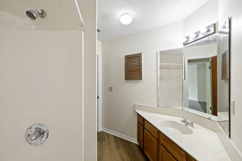 Welcome to this inviting second-floor 1-bedroom, 1-bath condo in - photo 39