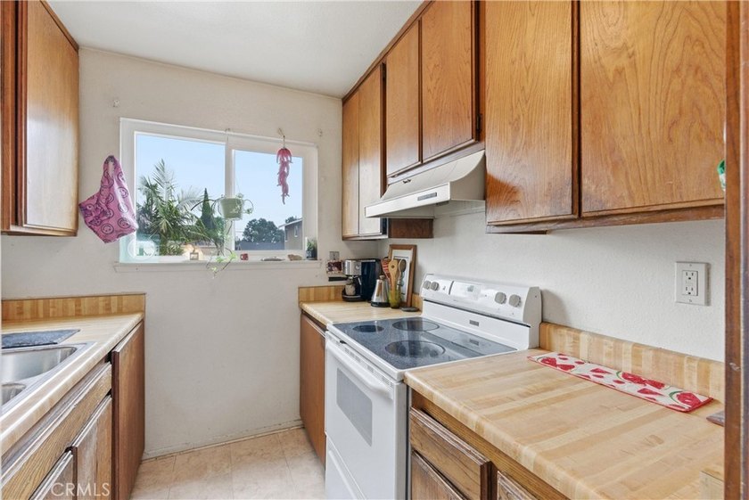 627 N Bristol 32 - photo 16