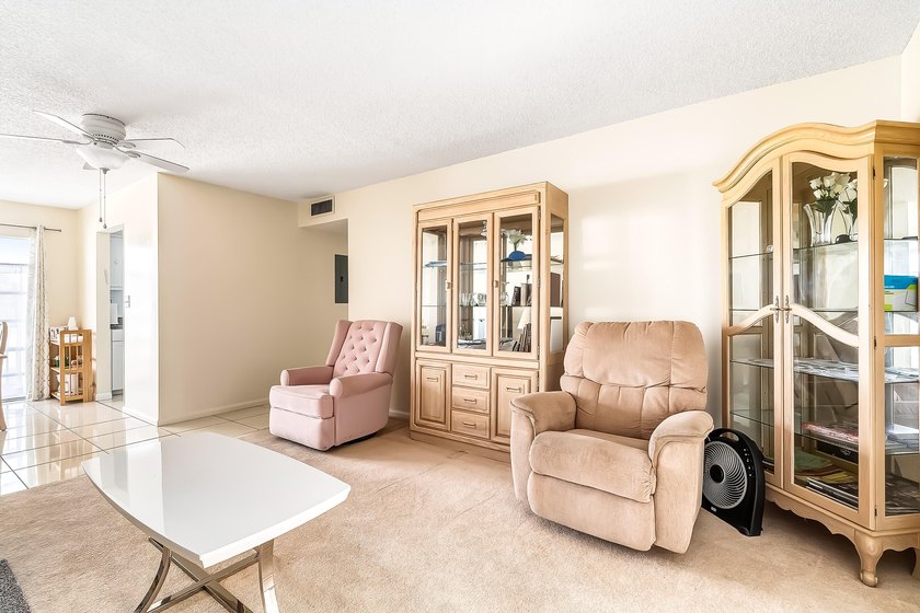 Welcome to the good life at Golf's Edge, a charming residence - photo 22
