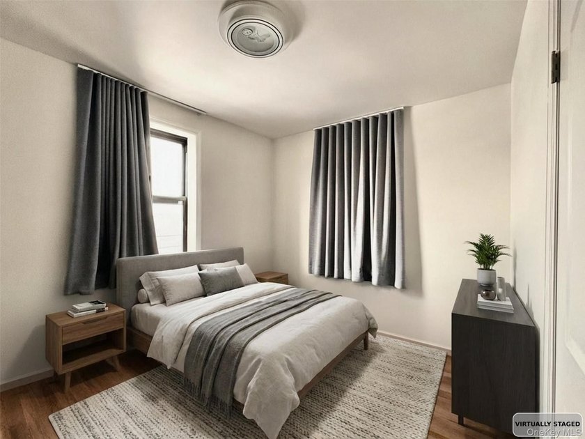 North Flushing Co-op for Sale - Fully Renovated 2 Bedroom, 1 - photo 4