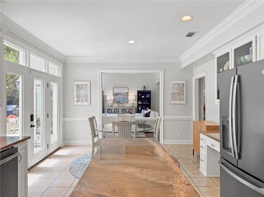 Beautifully maintained and situated on Rock Creek Golf Course - photo 14
