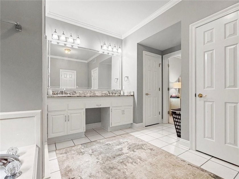 Beautifully maintained and situated on Rock Creek Golf Course - photo 19